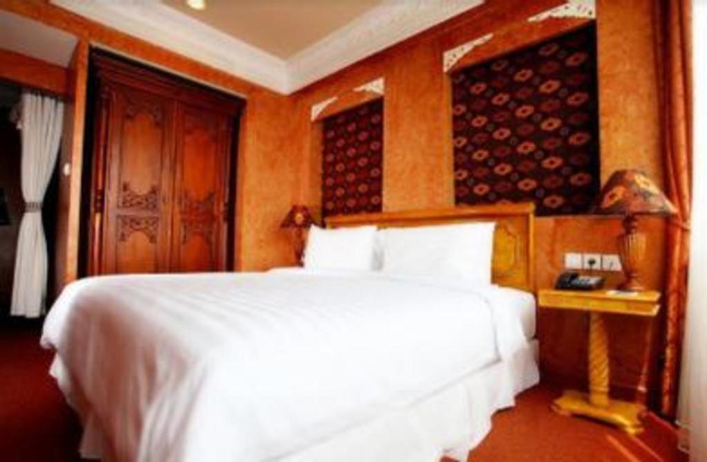 Amos Cozy Hotel Melawai Jakarta Exterior foto