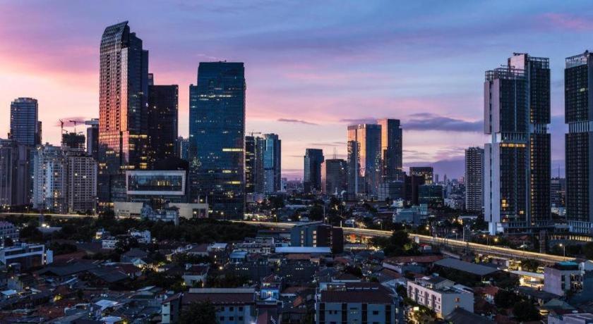 Amos Cozy Hotel Melawai Jakarta Exterior foto
